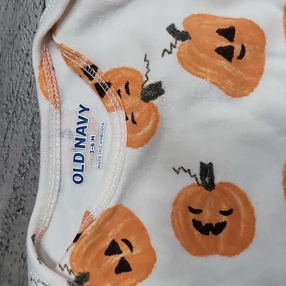 FALL Bundle 6 Months Pumpkin 🎃 Monster & pup 🐶 Gender Neutral - Picture 5 of 12